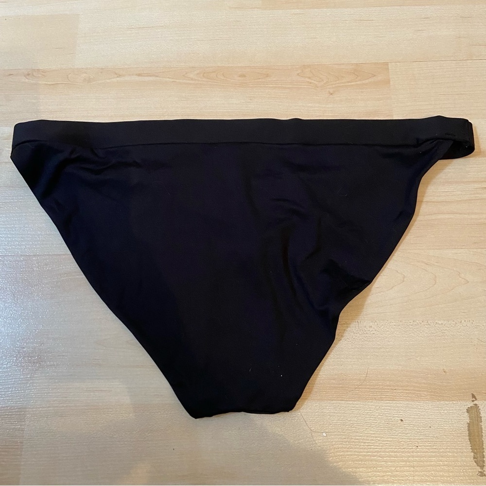💥5/$25 H&M women’s black  bikini bottoms in‎ size 14 - Picture 2 of 7